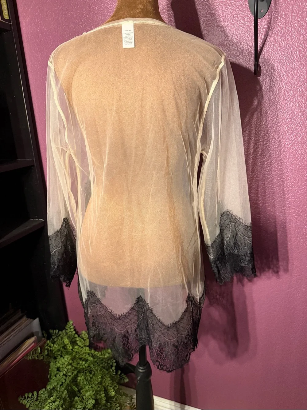 Sheer Lace-Trim Robe - Black & Cream